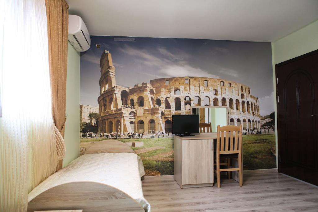 Meatsa Hotel Kŭrdzhali Rum bild